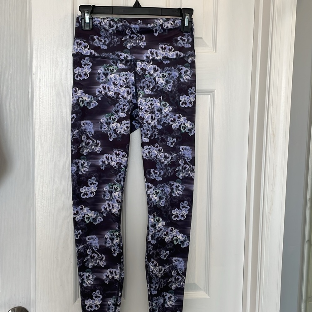 Fabletics Powerhold Define High Waist 7/8 Floral … - image 4